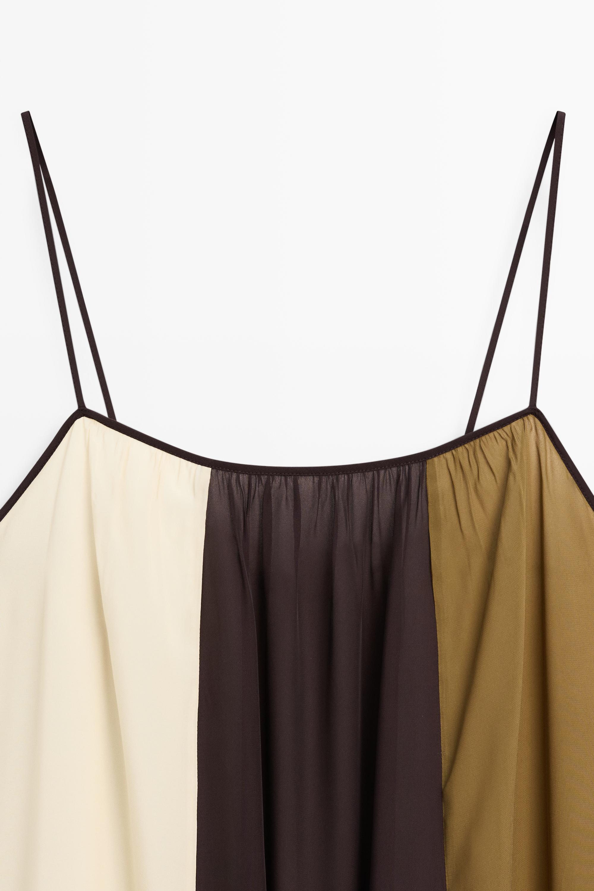 Robe midi fluide à bretelles
